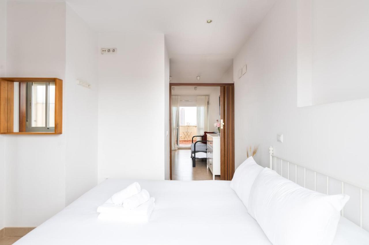 Holi-Rent Apartamento Resitur เซบีญา ภายนอก รูปภาพ