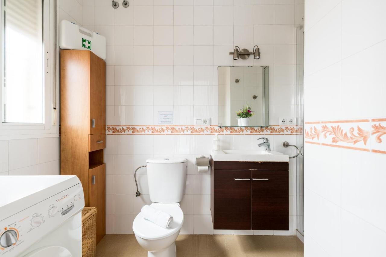 Holi-Rent Apartamento Resitur เซบีญา ภายนอก รูปภาพ