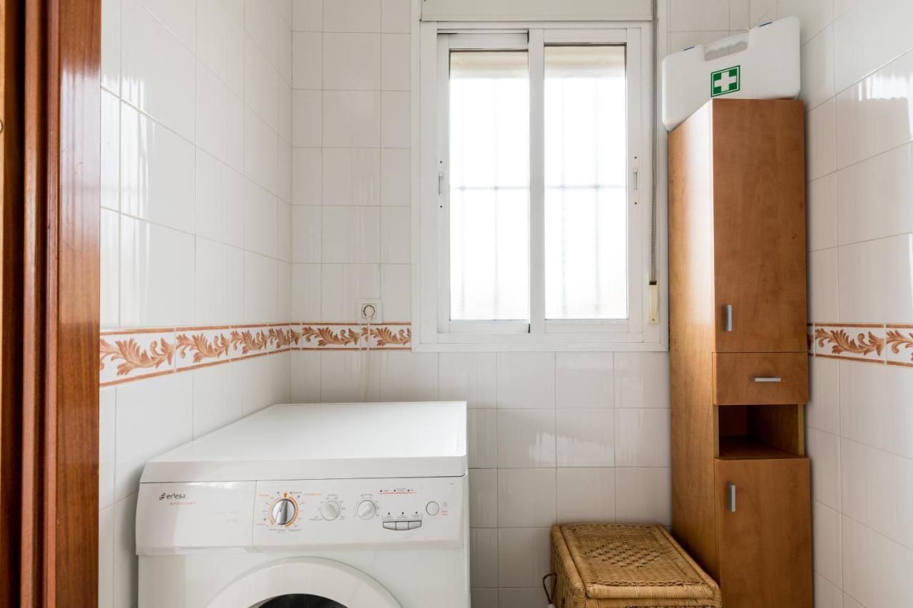 Holi-Rent Apartamento Resitur เซบีญา ภายนอก รูปภาพ