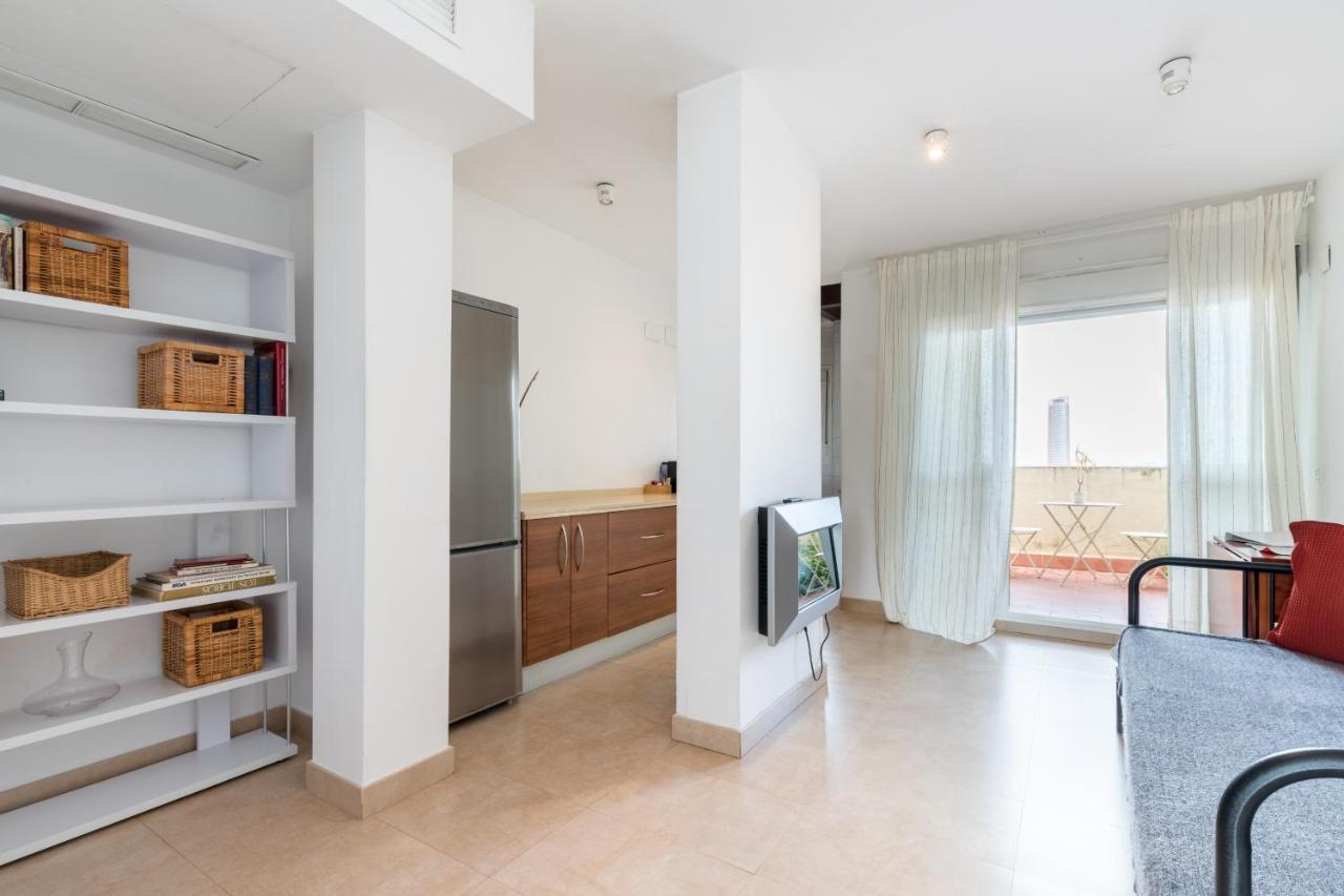 Holi-Rent Apartamento Resitur เซบีญา ภายนอก รูปภาพ